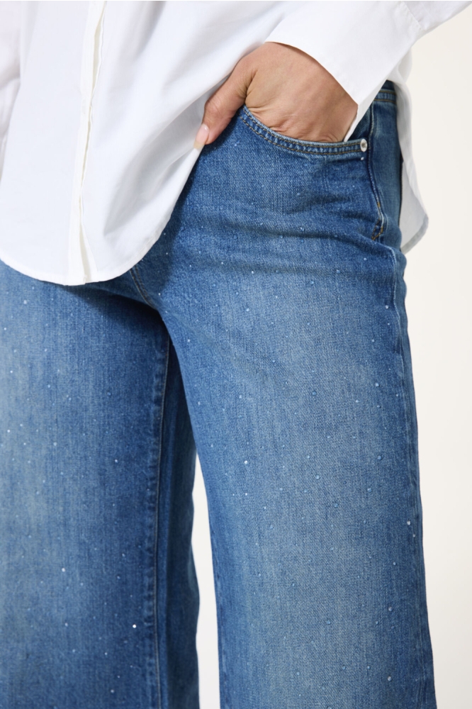 CELIA WIDE FIT 249 3338 Medium Used